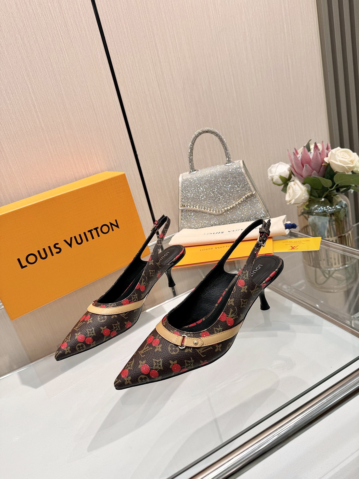 Women's high heels